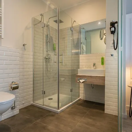 Garner Hotel Berlin - Wilmersdorf By Ihg Exterior photo
